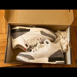 Slightly worn retro cement Jordans. With box!